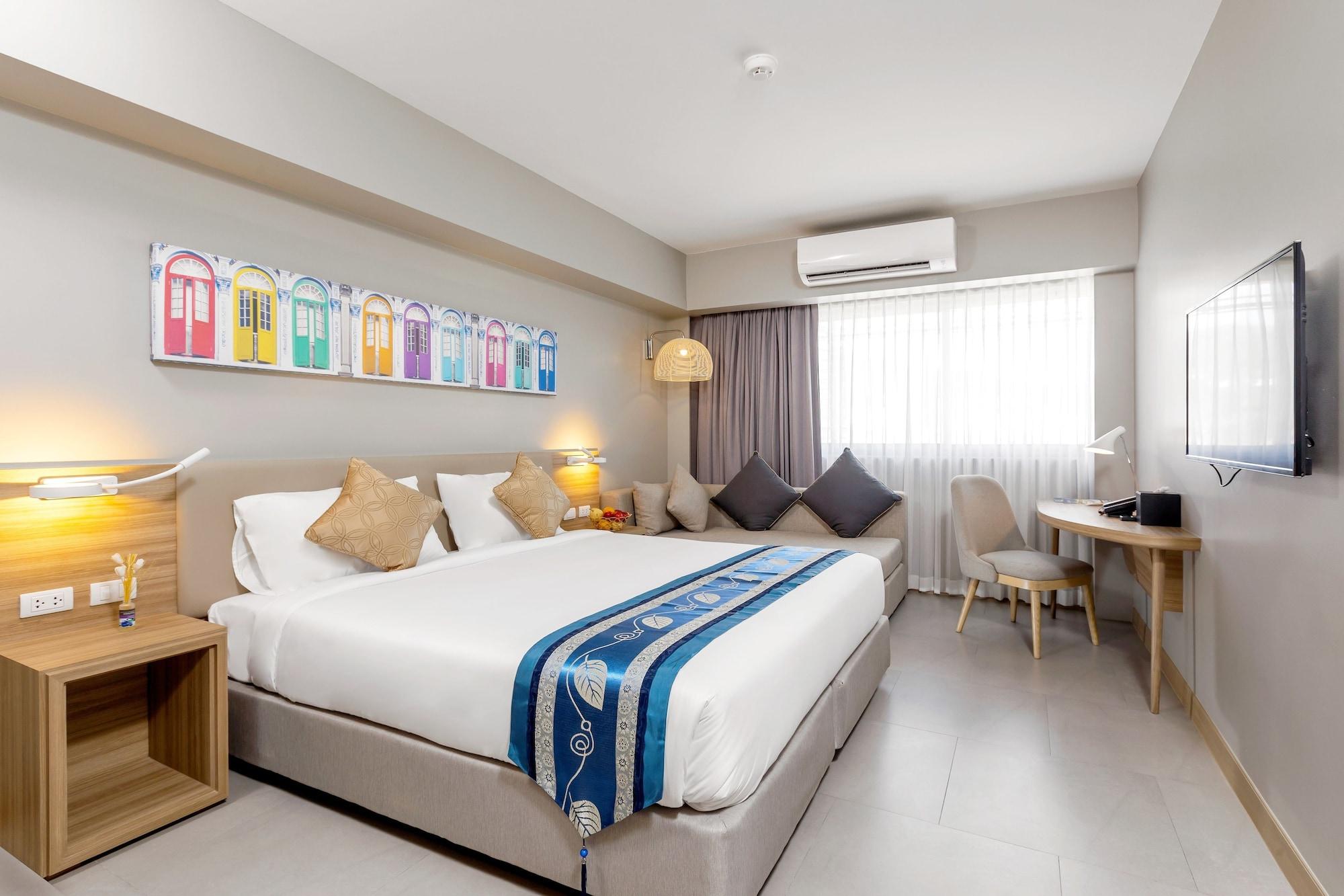 Journeyhub Phuket Patong Hotel Bagian luar foto